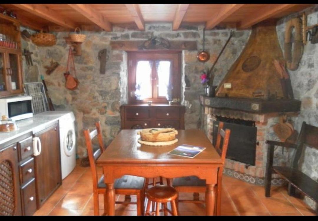 Casa Rural El Cotu En Cangas De Onis Exterior photo